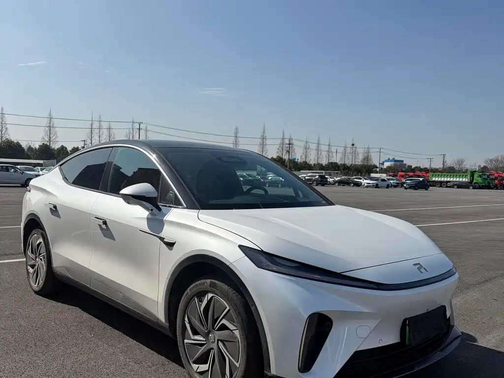 Roewe Rising Auto R7 2024 Advanced Edition 2024 - thumbnail 5