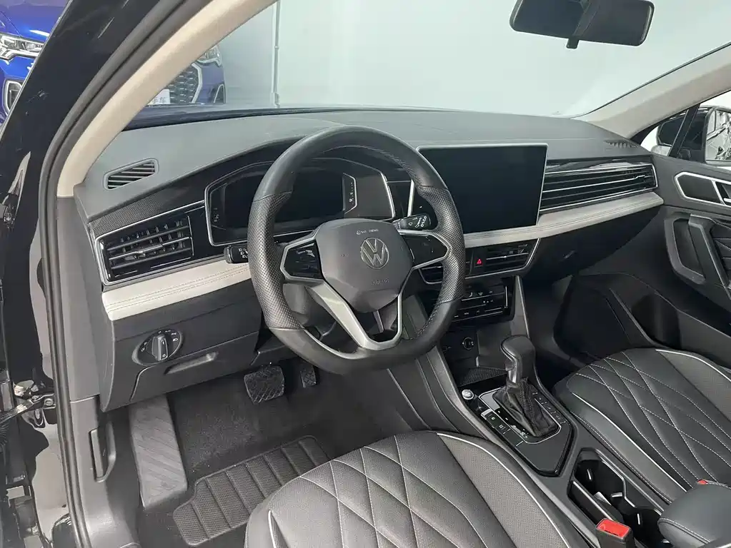 Volkswagen Tharu L 2023 280TSI Automatic Two-Wheel Drive潮创Limited Edition 2023 - thumbnail 14