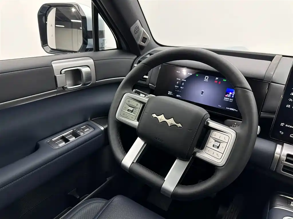 Fangchengbao T7 2025 190KM AWD Max Edition 2025 - thumbnail 9