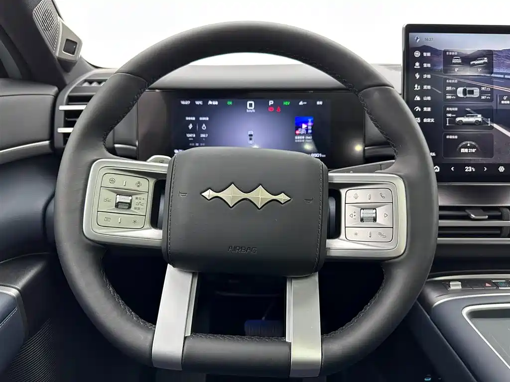 Fangchengbao T7 2025 190KM AWD Max Edition 2025 - thumbnail 10