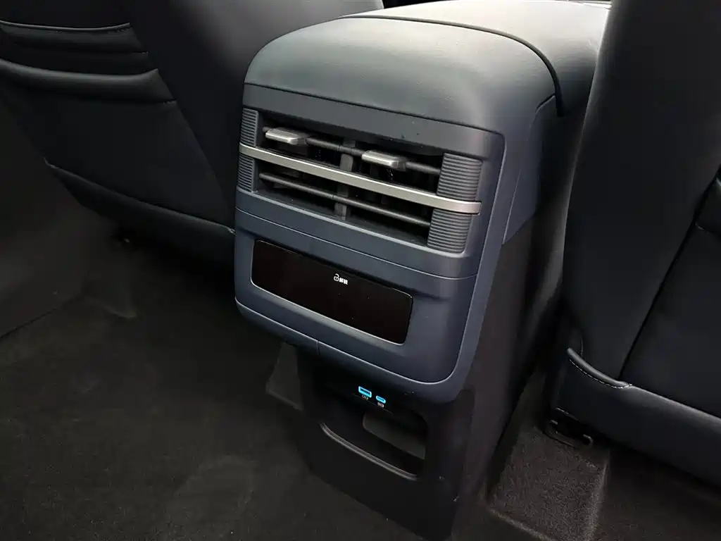 Fangchengbao T7 2025 190KM AWD Max Edition 2025 - thumbnail 24