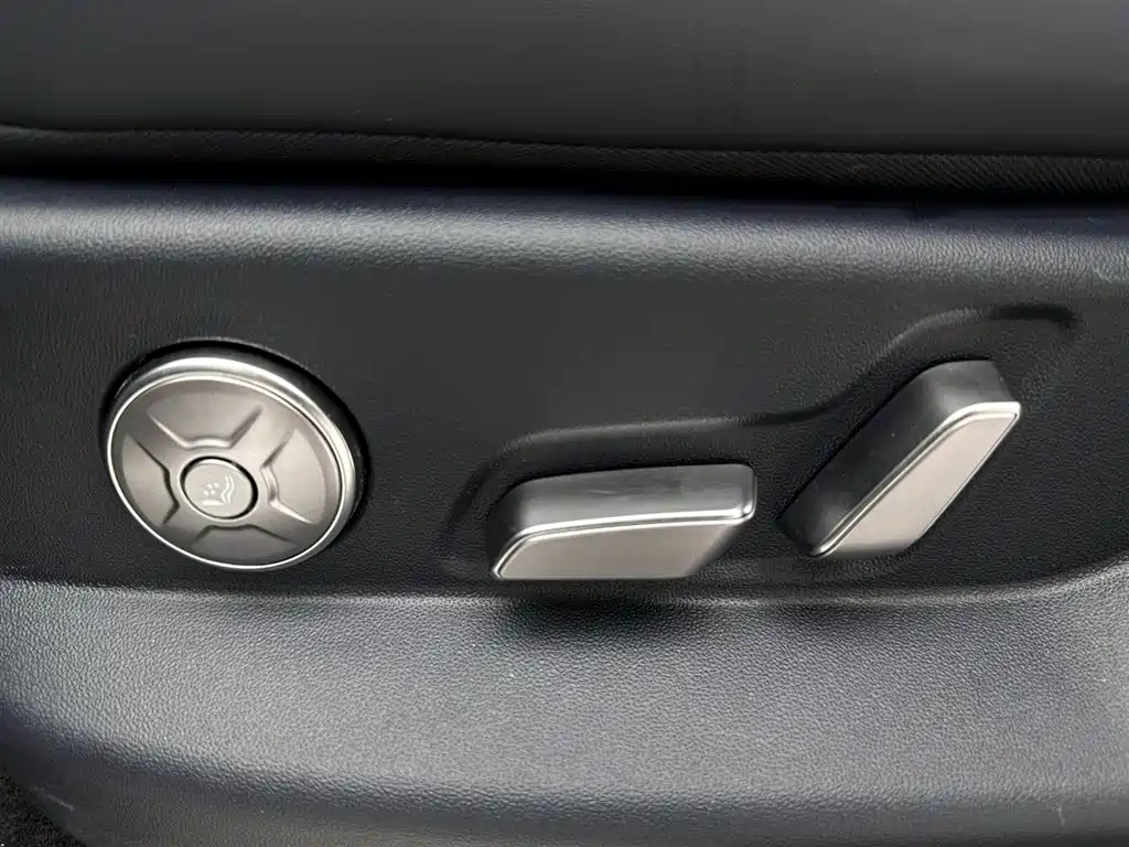 Fangchengbao T7 2025 190KM AWD Max Edition 2025 - thumbnail 26