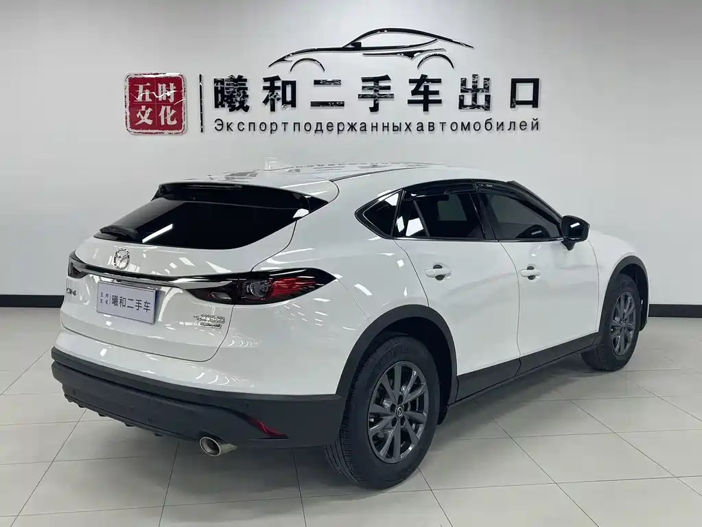 Mazda Mazda CX-4 2021 2.0L Automatic 2WD Blue Sky Dynamic Edition 2023 - thumbnail 4
