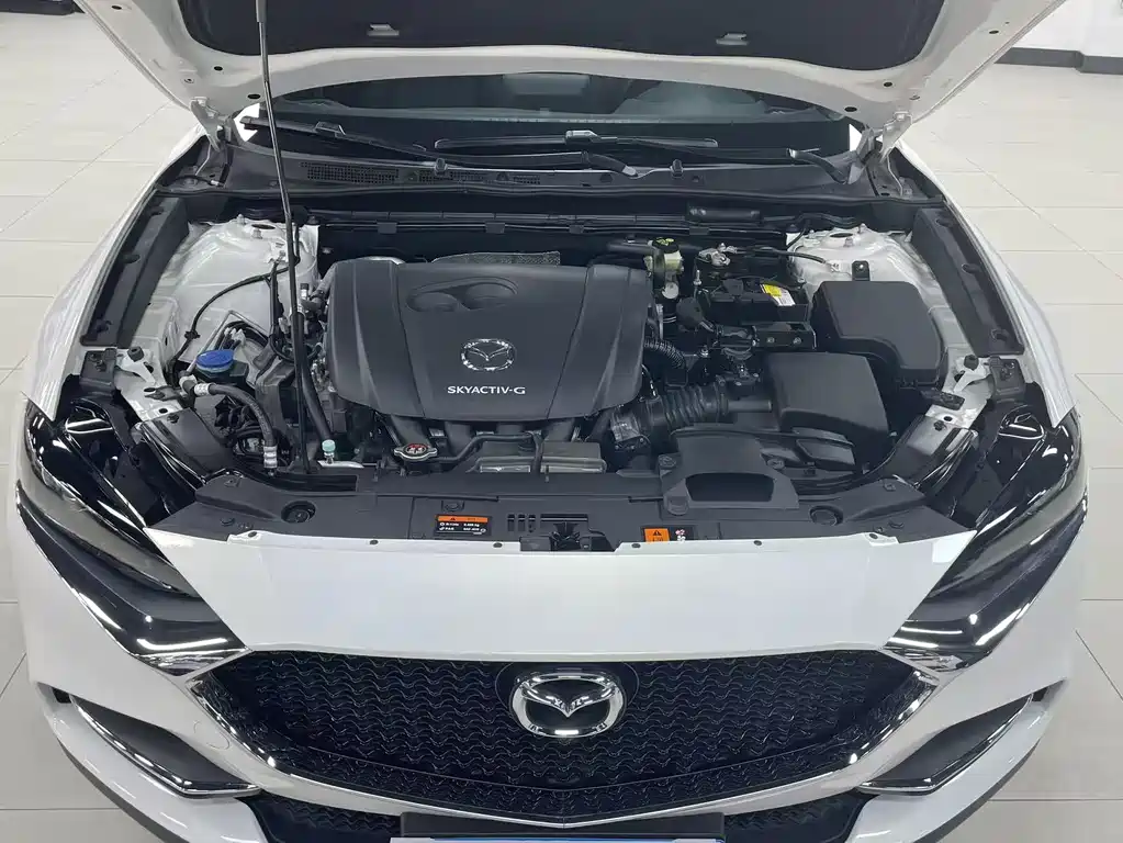 Mazda Mazda CX-4 2021 2.0L Automatic 2WD Blue Sky Dynamic Edition 2023 - thumbnail 8