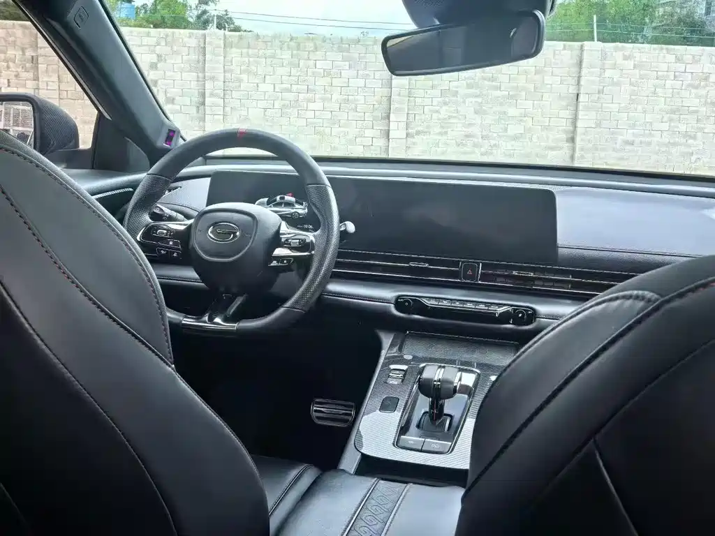 GAC Trumpchi Jaguar XE 2021 270T DCT J16 Edition 2021 - thumbnail 5