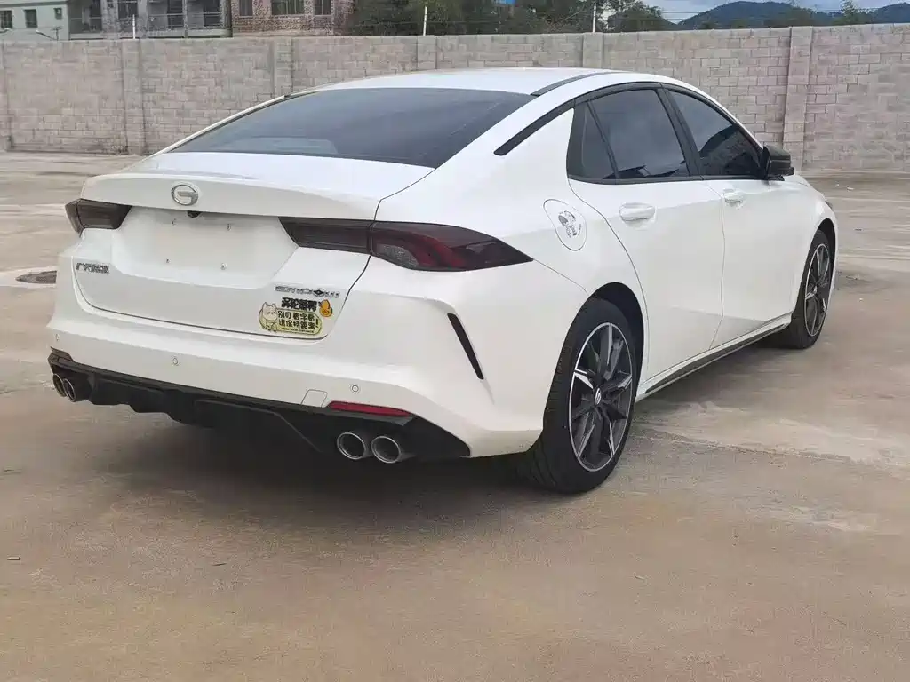 GAC Trumpchi Jaguar XE 2021 270T DCT J16 Edition 2021 - thumbnail 9