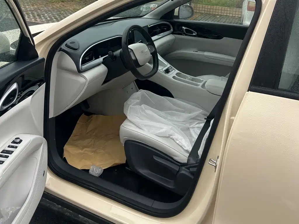Geely Galaxy Starwish 2026 410km Zizai Edition 2026 - thumbnail 9