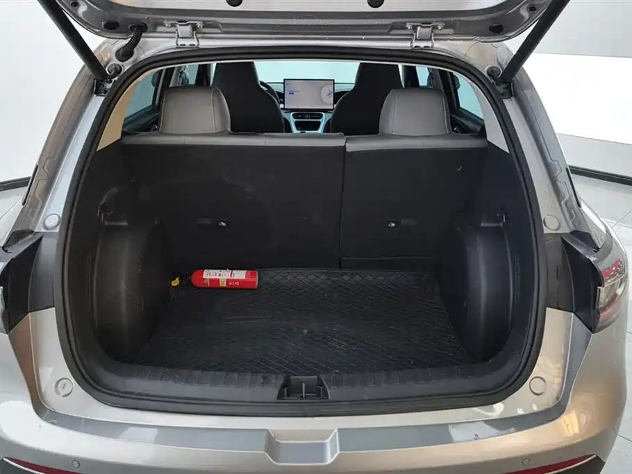 Geely Galaxy Geely Xingyuan 2026 410km Freedom Edition 2025 - thumbnail 4