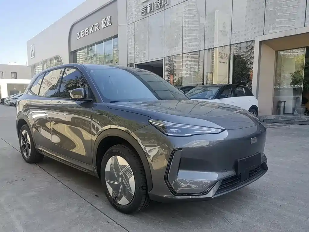 Geely Galaxy Geely Galaxy E5 2026 530km Qihang Edition 2026 - thumbnail 2