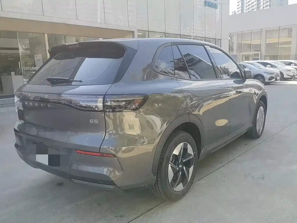 Geely Galaxy Geely Galaxy E5 2026 530km Qihang Edition 2026 - thumbnail 4