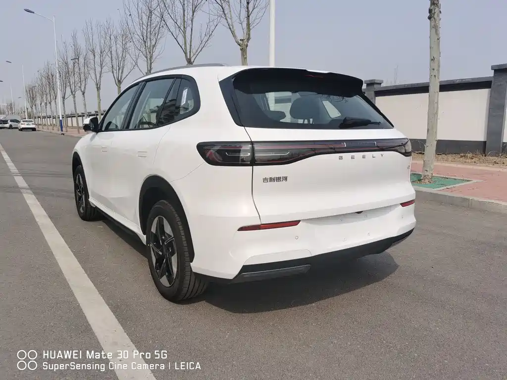 Geely Galaxy Galaxy E5 2026 530km Explorer 2026 - thumbnail 4