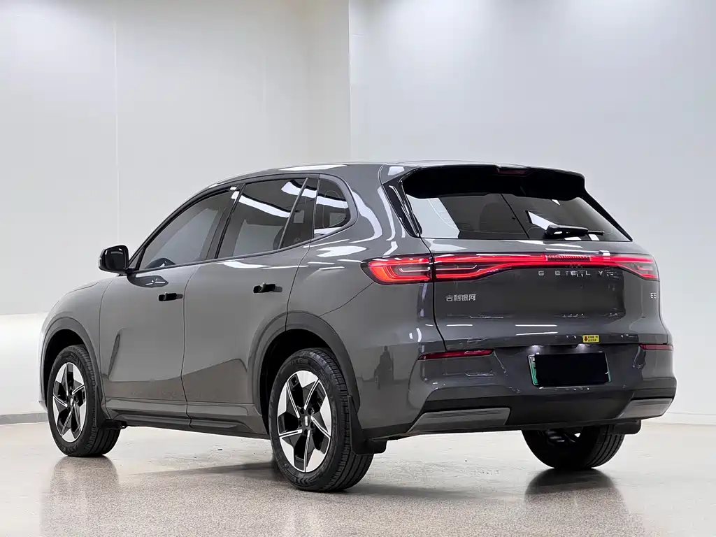 Geely Galaxy Galaxy E5 2026 610km Voyage Edition 2025 - thumbnail 5
