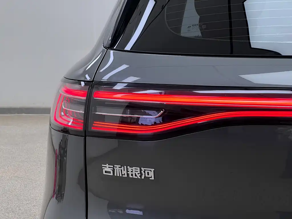 Geely Galaxy Galaxy E5 2026 610km Voyage Edition 2025 - thumbnail 11