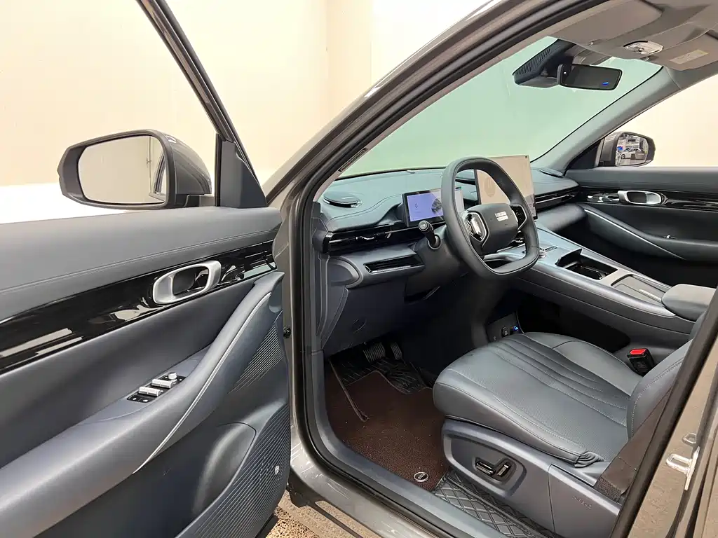 Geely Galaxy Galaxy E5 2026 610km Voyage Edition 2025 - thumbnail 13
