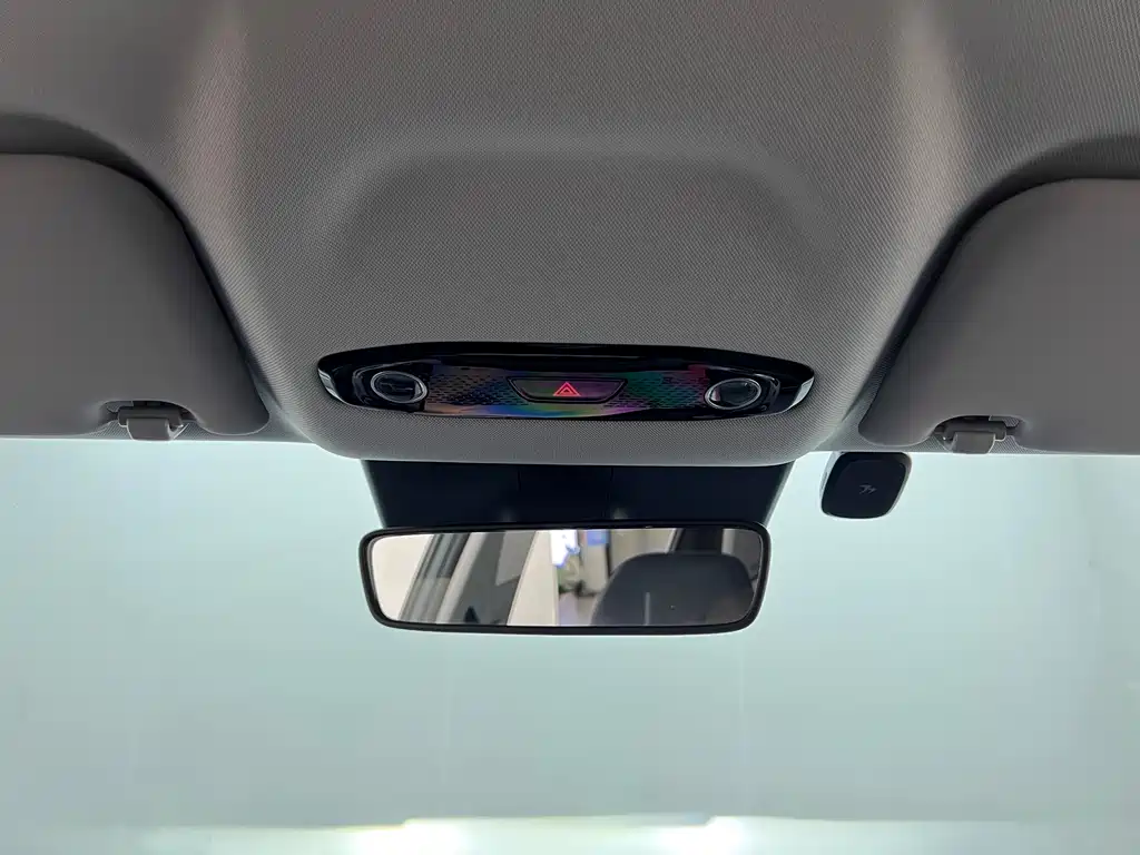 Geely Galaxy Galaxy E5 2026 610km Voyage Edition 2025 - thumbnail 24