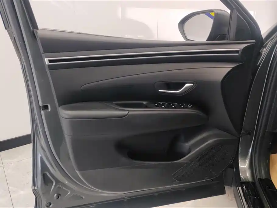 Hyundai Tucson L 1.5T 2WD GLX Elite 2023 - thumbnail 7