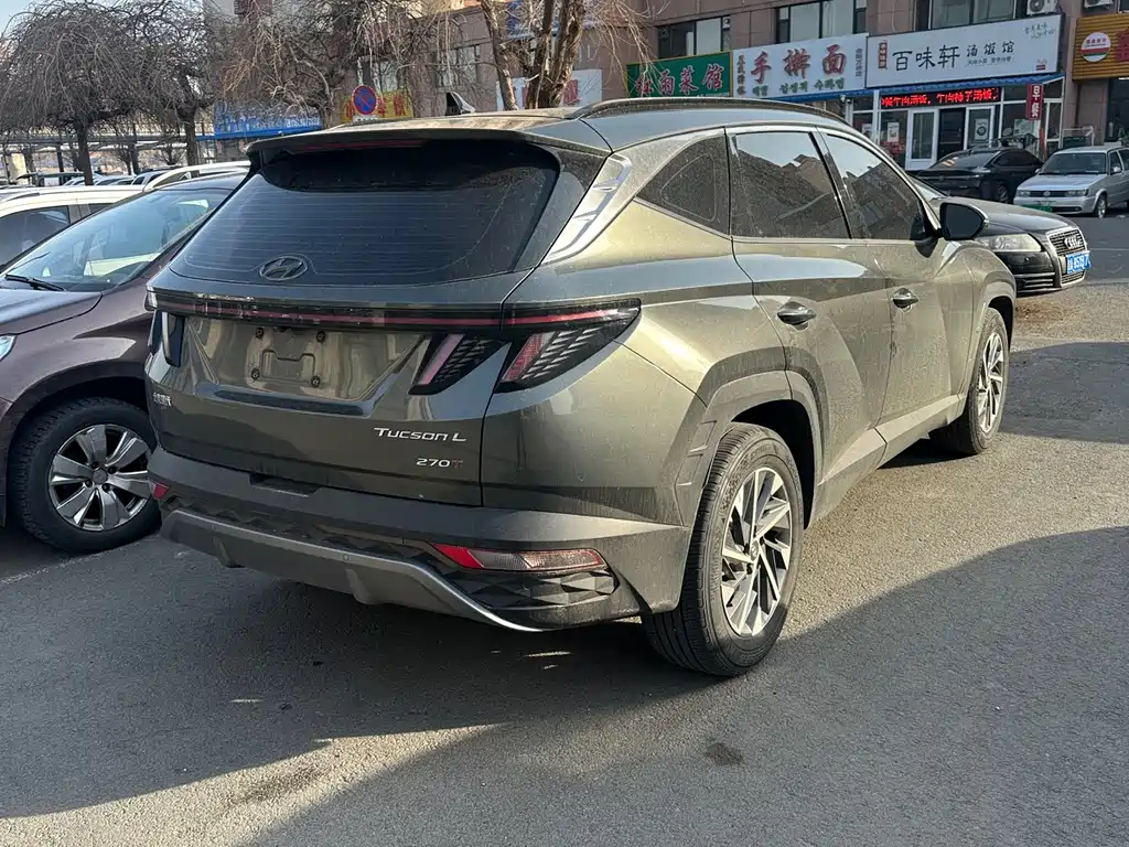 Hyundai Tucson L 1.5T 2WD GLX Elite 2023 - thumbnail 8