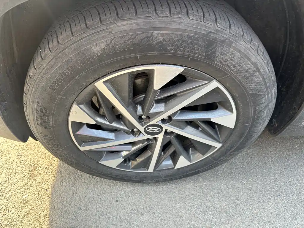Hyundai Tucson L 1.5T 2WD GLX Elite 2023 - thumbnail 9