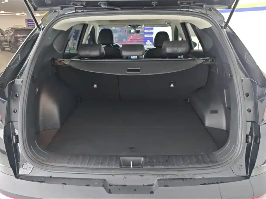 Hyundai Tucson L 1.5T 2WD GLX Elite 2023 - thumbnail 4