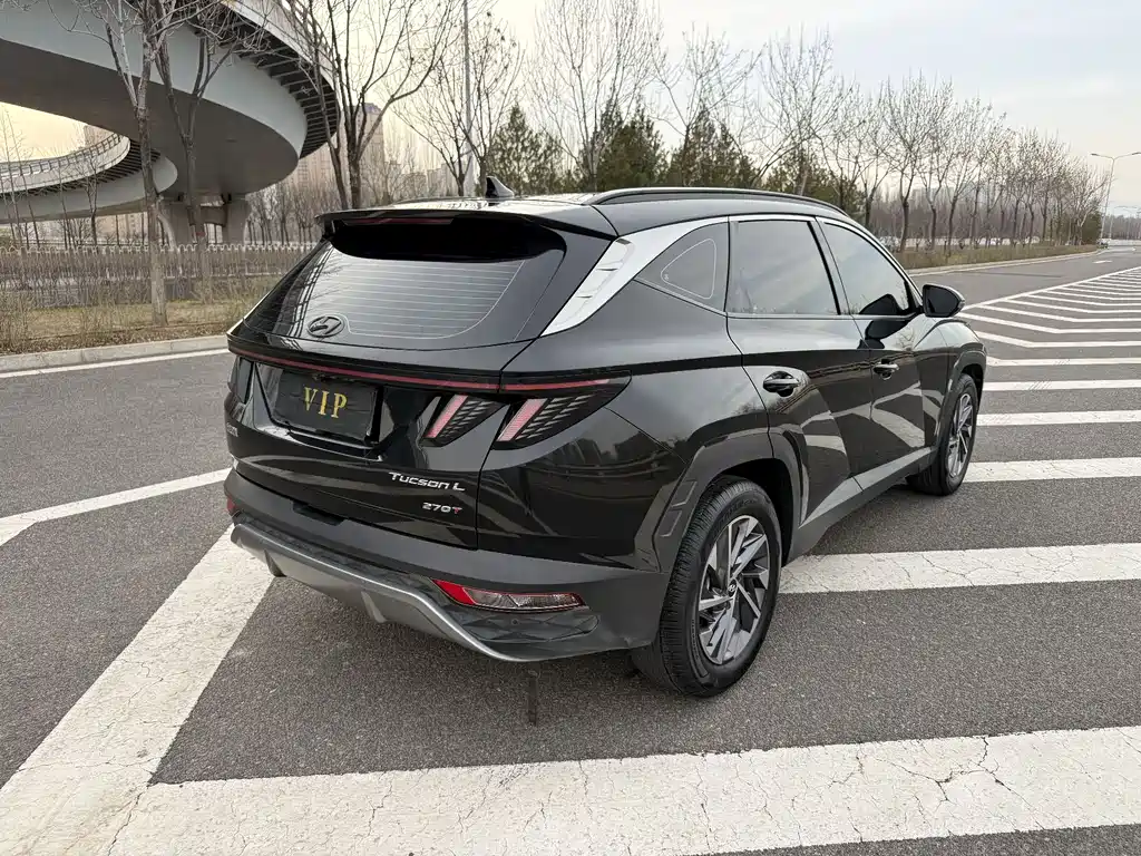 Hyundai Tucson L 1.5T GLX 2023 - thumbnail 8