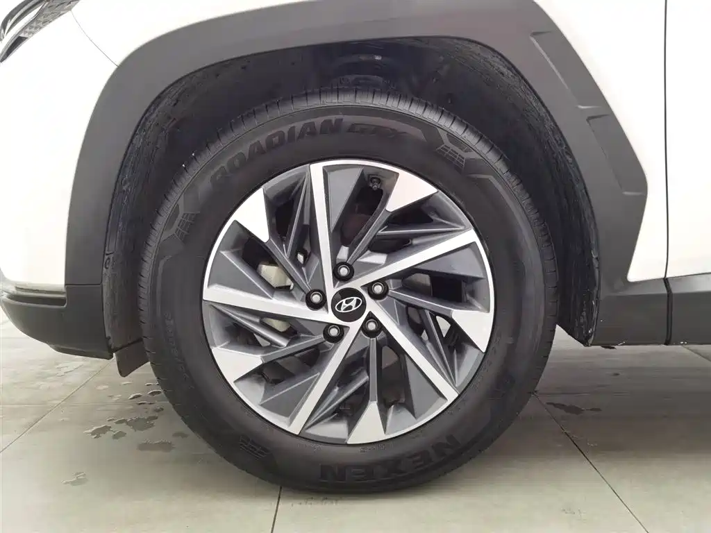 Hyundai Tucson L 1.5T 2WD GLX Elite 2024 - thumbnail 17
