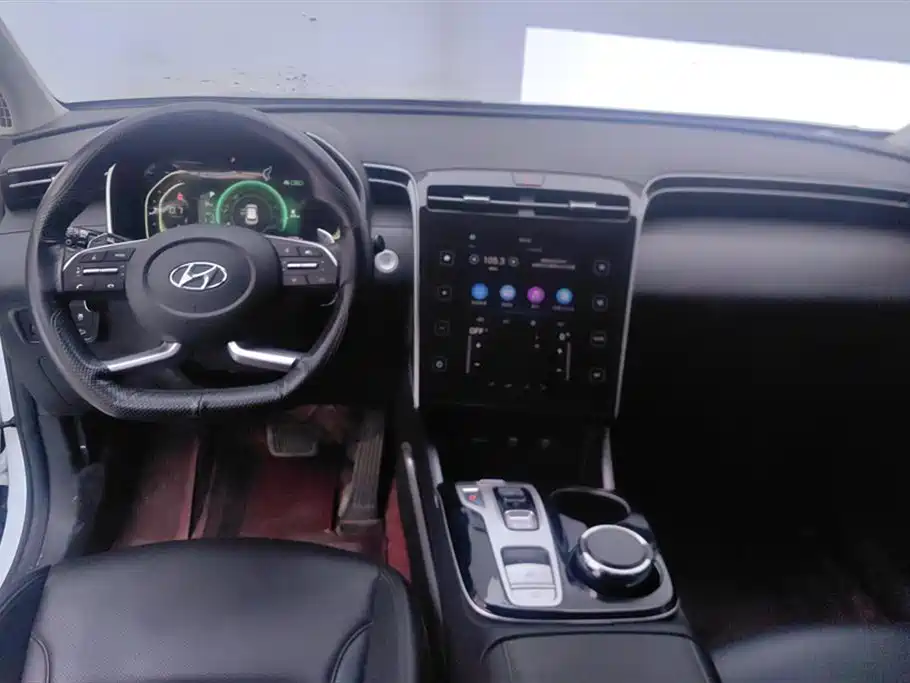 Hyundai Tucson L 1.5T 2WD GLX Elite 2023 - thumbnail 12