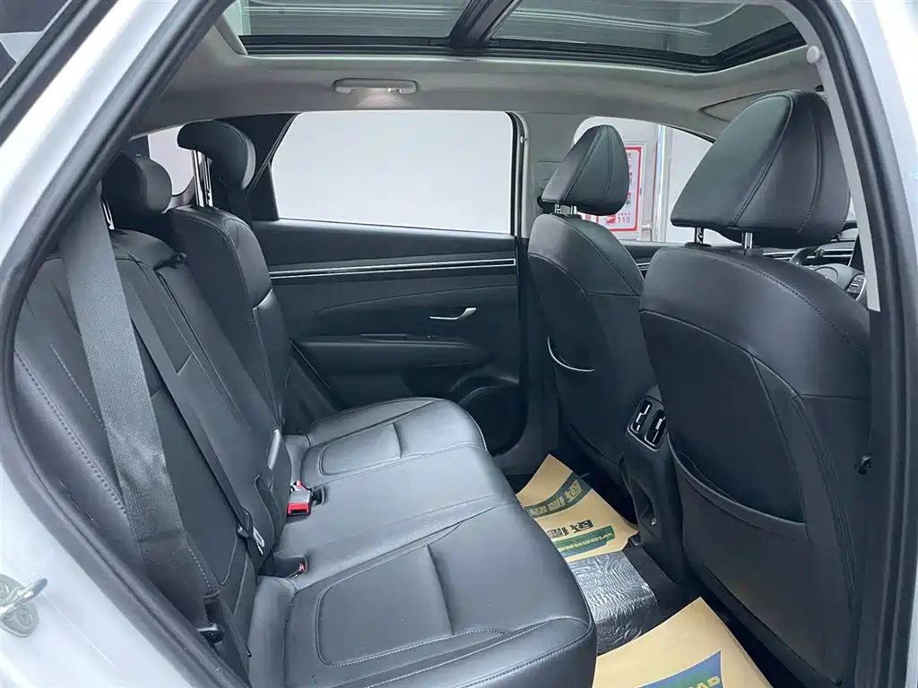 Hyundai Tucson L 1.5T 2WD GLX Elite 2023 - thumbnail 15