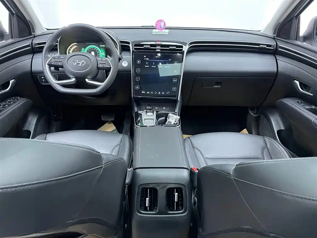Hyundai Tucson L 1.5T 2WD GLX Elite 2023 - thumbnail 24