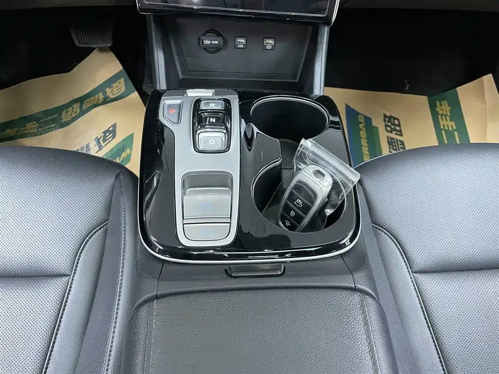 Hyundai Tucson L 1.5T 2WD GLX Elite 2023 - thumbnail 25