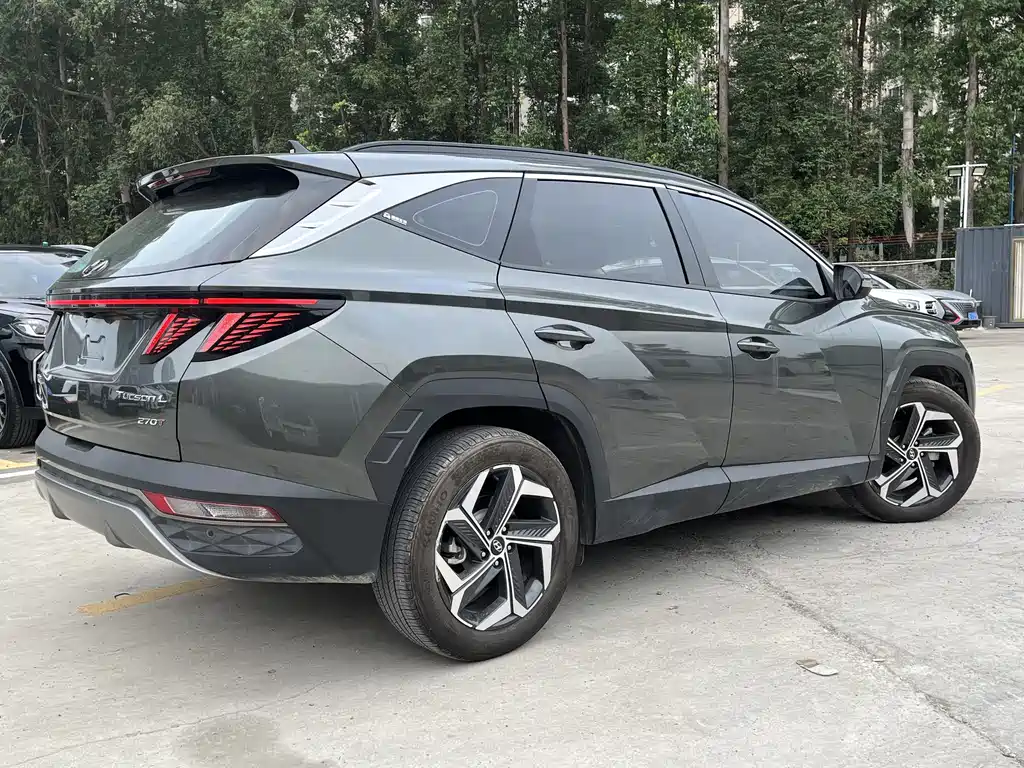 Hyundai Tucson L 1.5T 2WD DLX Luxury 2024 - thumbnail 6