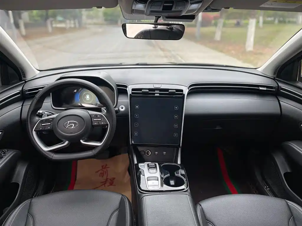 Hyundai Tucson L 1.5T 2WD DLX Luxury 2023 - thumbnail 15