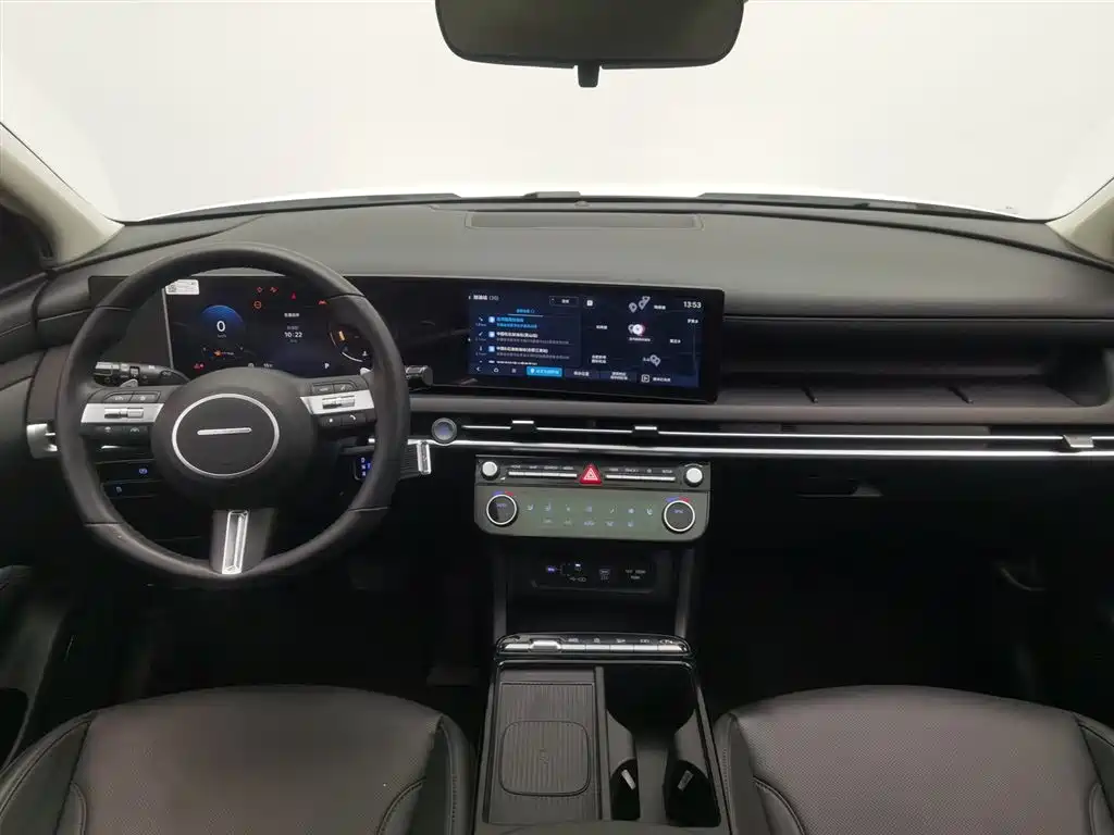 Hyundai Tucson L 1.5T Prestige 2025 - thumbnail 5