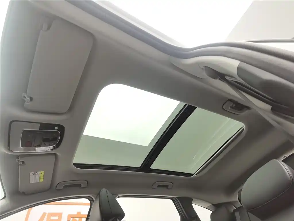 Hyundai Tucson L 1.5T Prestige 2025 - thumbnail 14