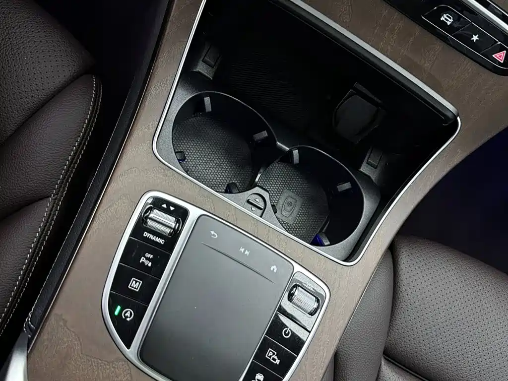 Mercedes-Benz Mercedes-Benz GLC 2020 Facelift GLC 300 L 4MATIC Dynamic 2020 - thumbnail 13