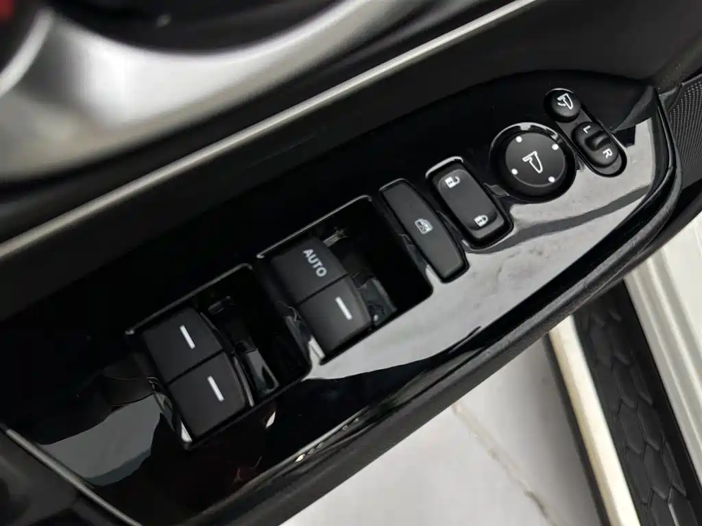 Honda Honda CR-V 2021 240TURBO CVT 2WD Wind Edition 2021 - thumbnail 25