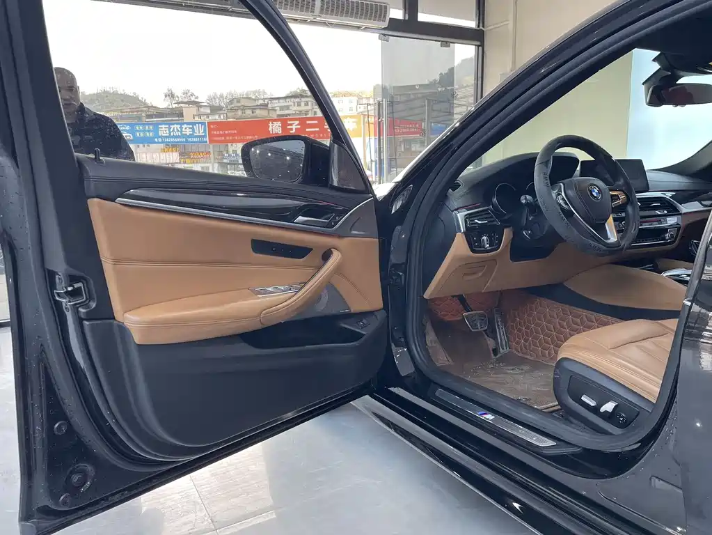 BMW BMW 5 Series 2018 Model Year Facelift 530Li Leading M Sport Package 2018 - thumbnail 5