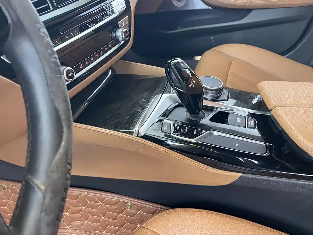 BMW BMW 5 Series 2018 Model Year Facelift 530Li Leading M Sport Package 2018 - thumbnail 8