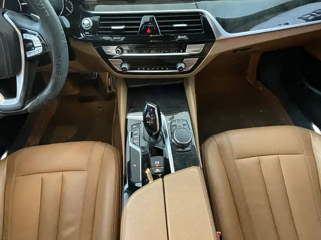 BMW BMW 5 Series 2018 Model Year Facelift 530Li Leading M Sport Package 2018 - thumbnail 12