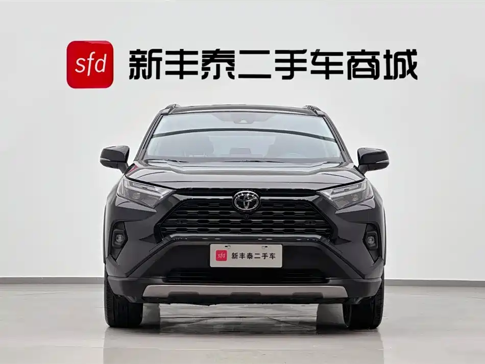 Toyota RAV4 2023 2.0L CVT 2WD Fashion Plus Edition 2024 - thumbnail 2