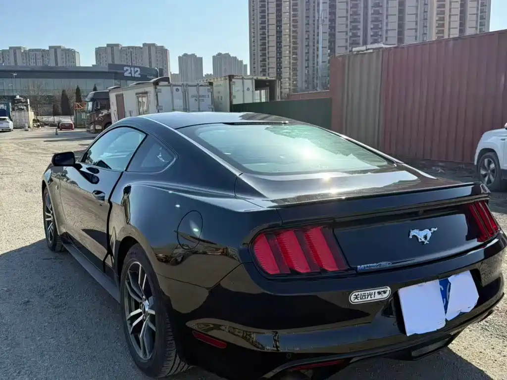 Ford Mustang 2017 2.3T Performance Edition 2018 - thumbnail 15
