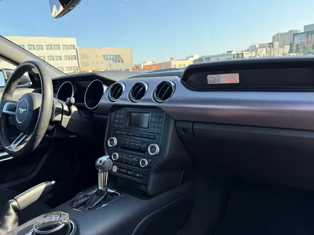 Ford Mustang 2017 2.3T Performance Edition 2018 - thumbnail 21
