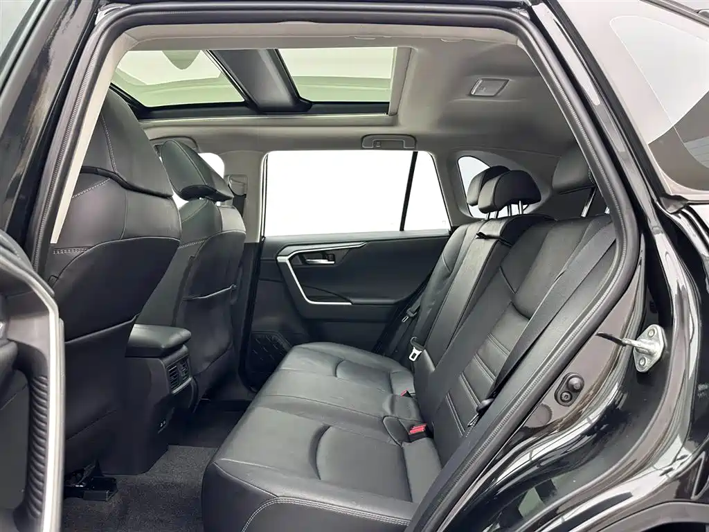Toyota RAV4 2023 2.0L CVT 2WD Fashion Plus Edition 2024 - thumbnail 20