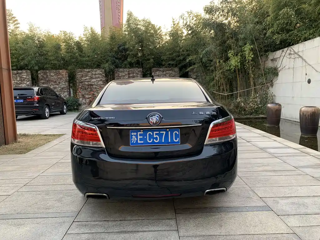 Buick Buick LaCrosse 2011 2.4L SIDI Luxury Edition 2011 - thumbnail 4