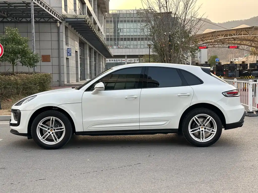 Porsche Porsche Macan 2024 Macan 2.0T 2024 - thumbnail 4