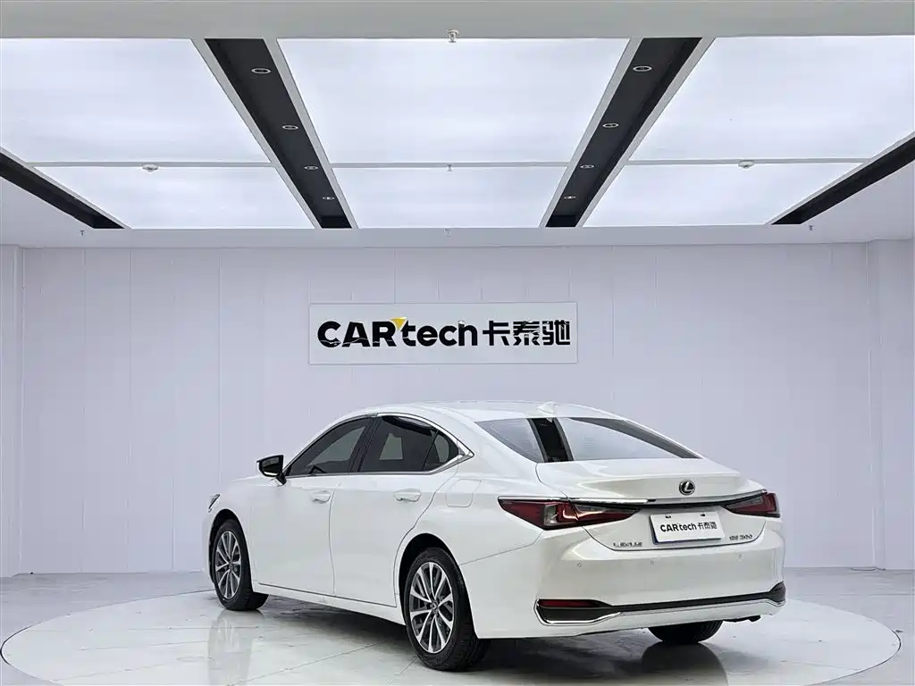 Lexus Lexus ES 2022 Model 200 Excellent Edition 2024 - thumbnail 7