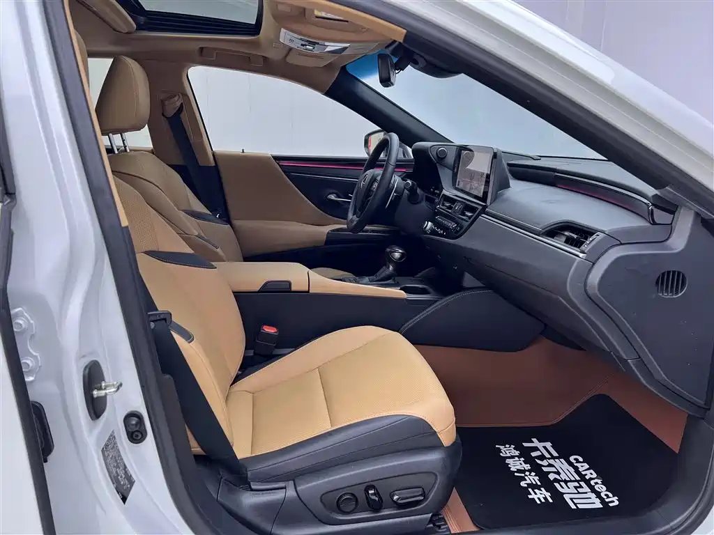 Lexus Lexus ES 2022 Model 200 Excellent Edition 2024 - thumbnail 19