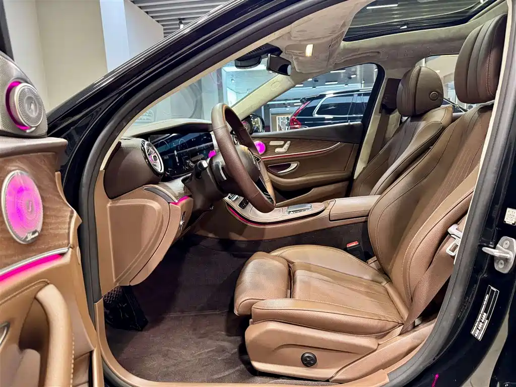 Mercedes-Benz Mercedes-Benz E-Class 2022 Facelift E 300 L Fashion Edition 2022 - thumbnail 18
