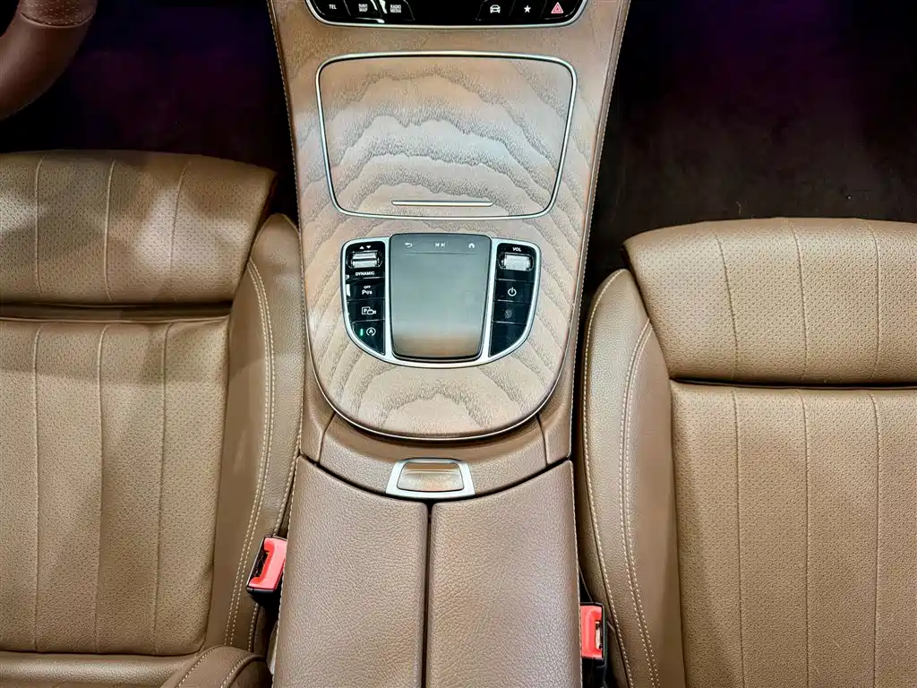 Mercedes-Benz Mercedes-Benz E-Class 2022 Facelift E 300 L Fashion Edition 2022 - thumbnail 21
