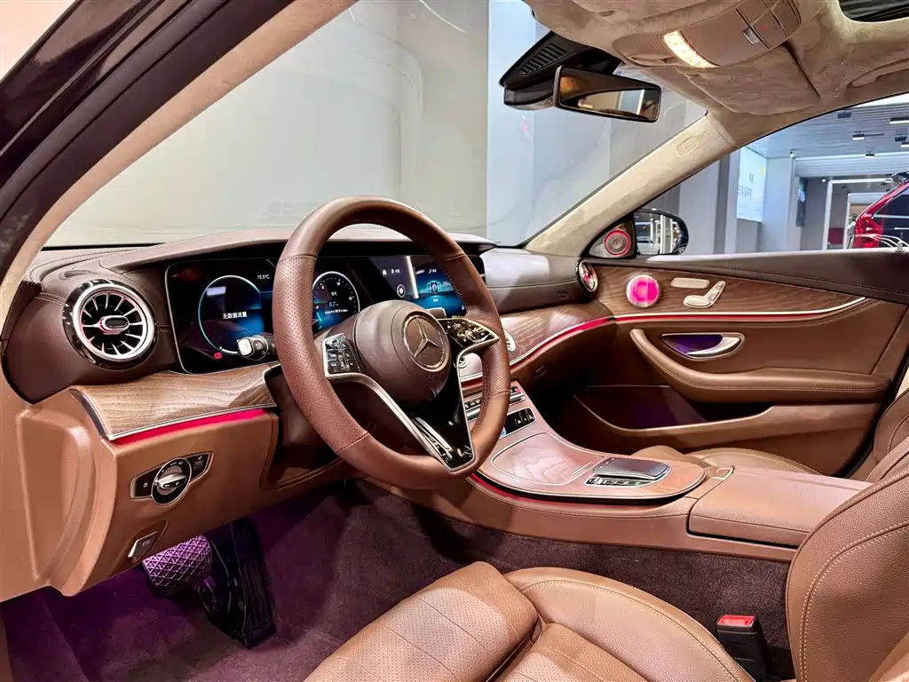 Mercedes-Benz Mercedes-Benz E-Class 2022 Facelift E 300 L Fashion Edition 2022 - thumbnail 27