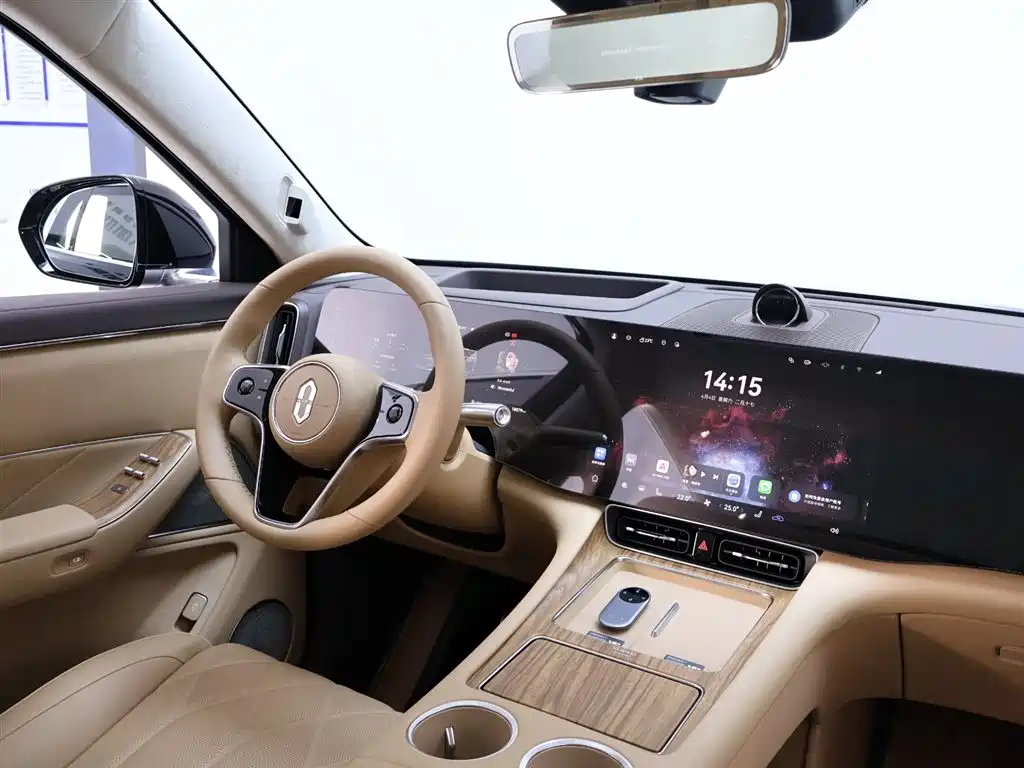 AITO AITO Aito M8 2025 Extended Range Max+ Edition 53.4kWh 6-Seat Version 192-line LiDAR 2025 - thumbnail 14